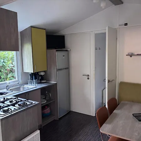 Mobil-home Climatise 4 Pers 別荘