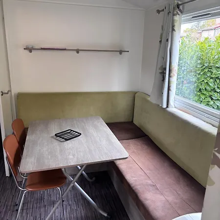 別荘 Mobil-home Climatise 4 Pers *